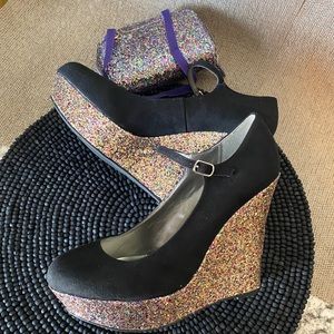 G by Guess Sparkly Black Wedges with free clutch